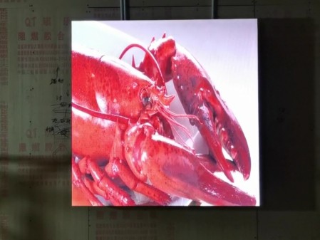 荊州沙市區(qū)荊州工業(yè)園室內(nèi)全彩P1.86  尺寸1.28x1.28m，像素點688x688