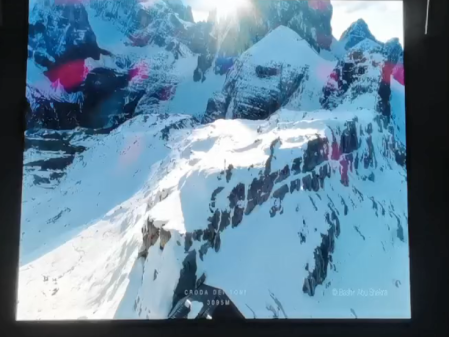 后湖室內(nèi)全彩P2.5安裝完成   尺寸：2.88??2.4   像素點：1152??960