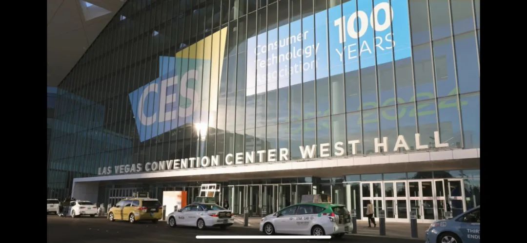 科技賦能 視覺(jué)享受 | 京東方MLED至臻產(chǎn)品亮相CES 2024